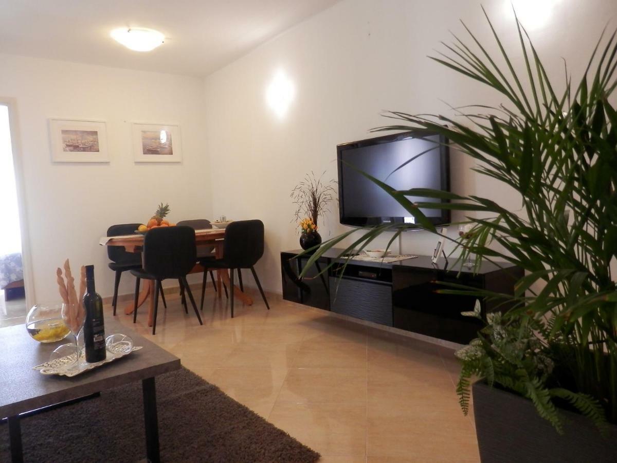 Melody Apartment Porec Exterior photo